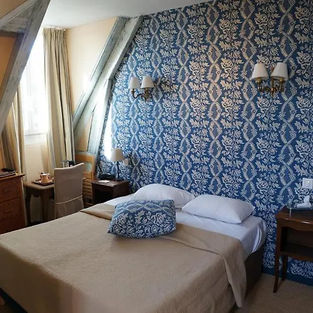 De Charme La Bonne Adresse - Logis 호텔 2*