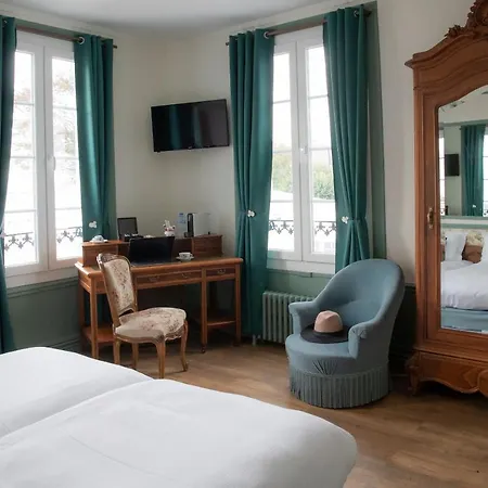 De Charme La Bonne Adresse - Logis 호텔 2*