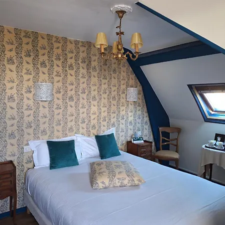 호텔 De Charme La Bonne Adresse - Logis 2*