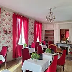 De Charme La Bonne Adresse - Logis 2* Le Havre