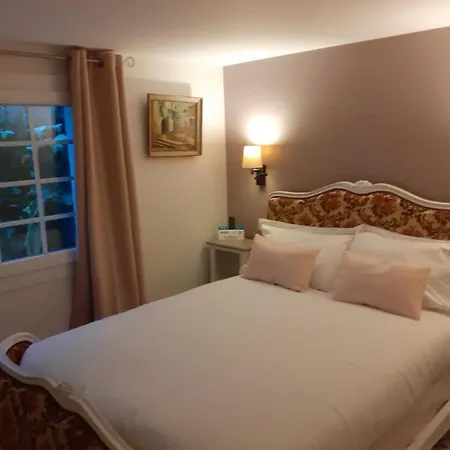 De Charme La Bonne Adresse - Logis Hotell 2*