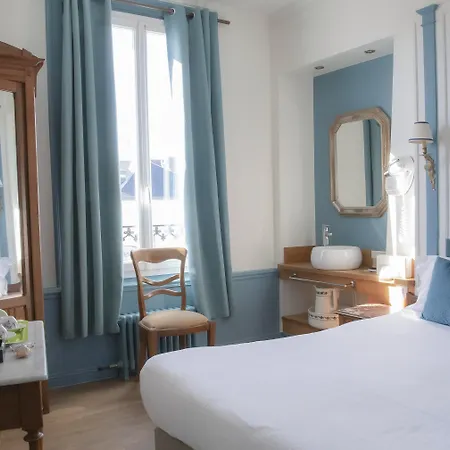 Hotel De Charme La Bonne Adresse - Logis