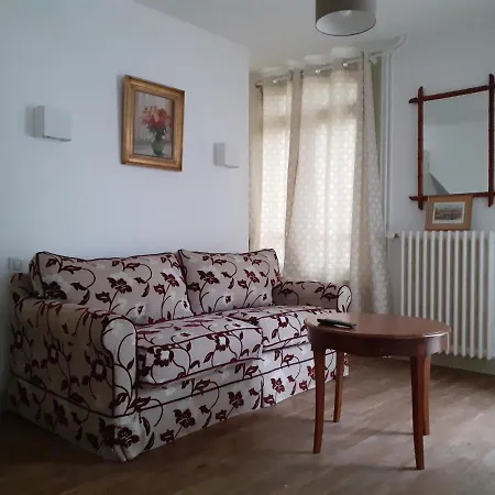 فندق De Charme La Bonne Adresse - Logis 2*