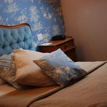 De Charme La Bonne Adresse - Logis 2*
