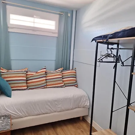 Hotel De Charme La Bonne Adresse - Logis 2*