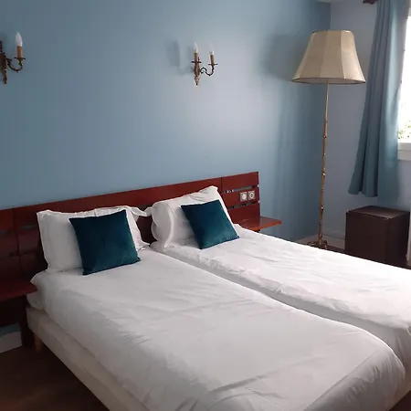 Hotel De Charme La Bonne Adresse - Logis 2*