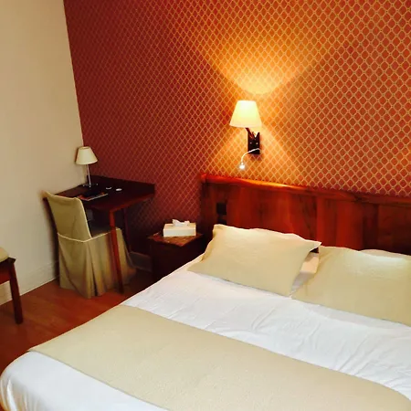 De Charme La Bonne Adresse - Logis فندق 2*