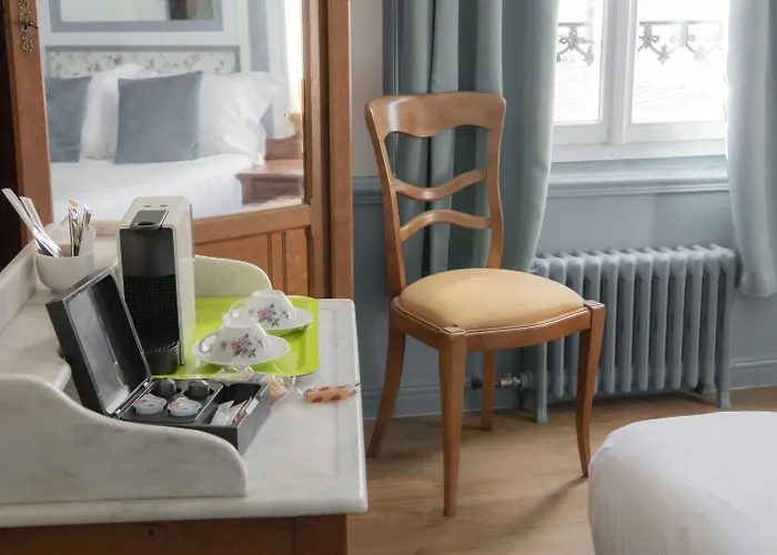 De Charme La Bonne Adresse - Logis 2* Le Havre