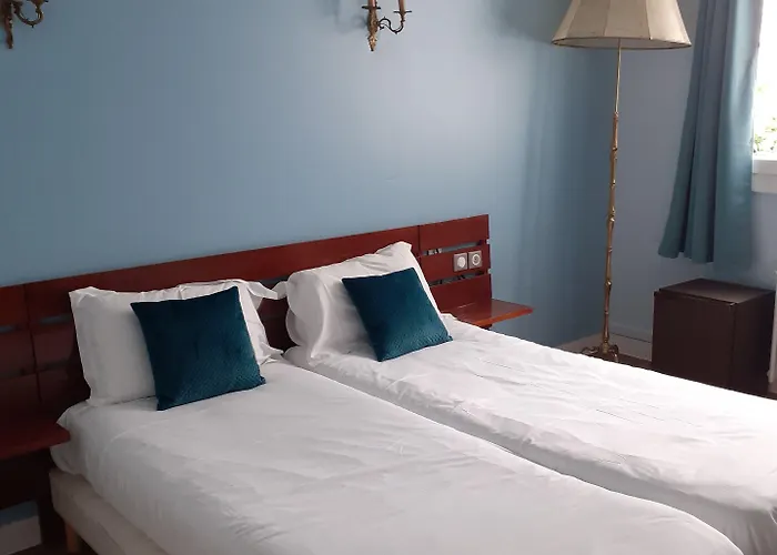 Hotel De Charme La Bonne Adresse - Logis 2*